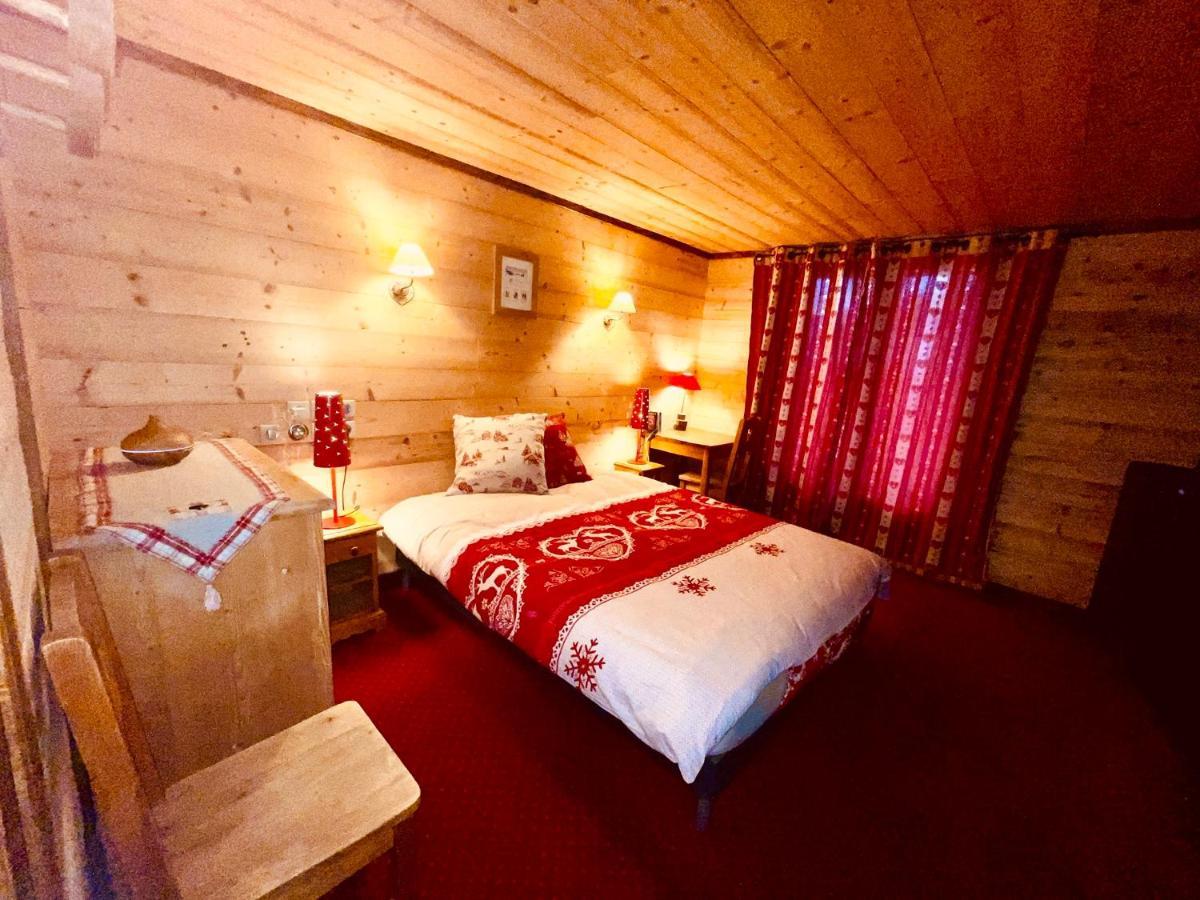 Chalet Alpe D'Huez 1850-Sea And Mountain Pleasure Avec 2 Appartements- 1 Appartement 3 Chambres 8 Couchages - 3 Salles D'Eau Et 1 Appartement 5 Chambres 12 Couchages 5 Salles D'Eau - Jacuzzi Et Sauna -Pieds Des Pistes Et Centre Luaran gambar