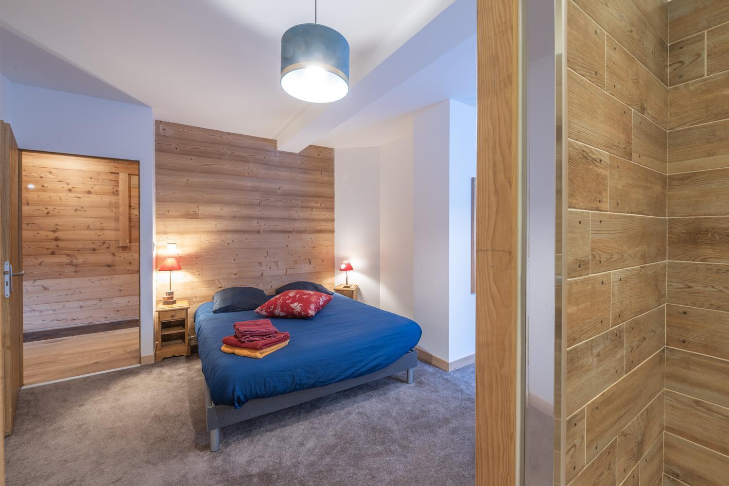 Chalet Alpe D'Huez 1850-Sea And Mountain Pleasure Avec 2 Appartements- 1 Appartement 3 Chambres 8 Couchages - 3 Salles D'Eau Et 1 Appartement 5 Chambres 12 Couchages 5 Salles D'Eau - Jacuzzi Et Sauna -Pieds Des Pistes Et Centre Luaran gambar