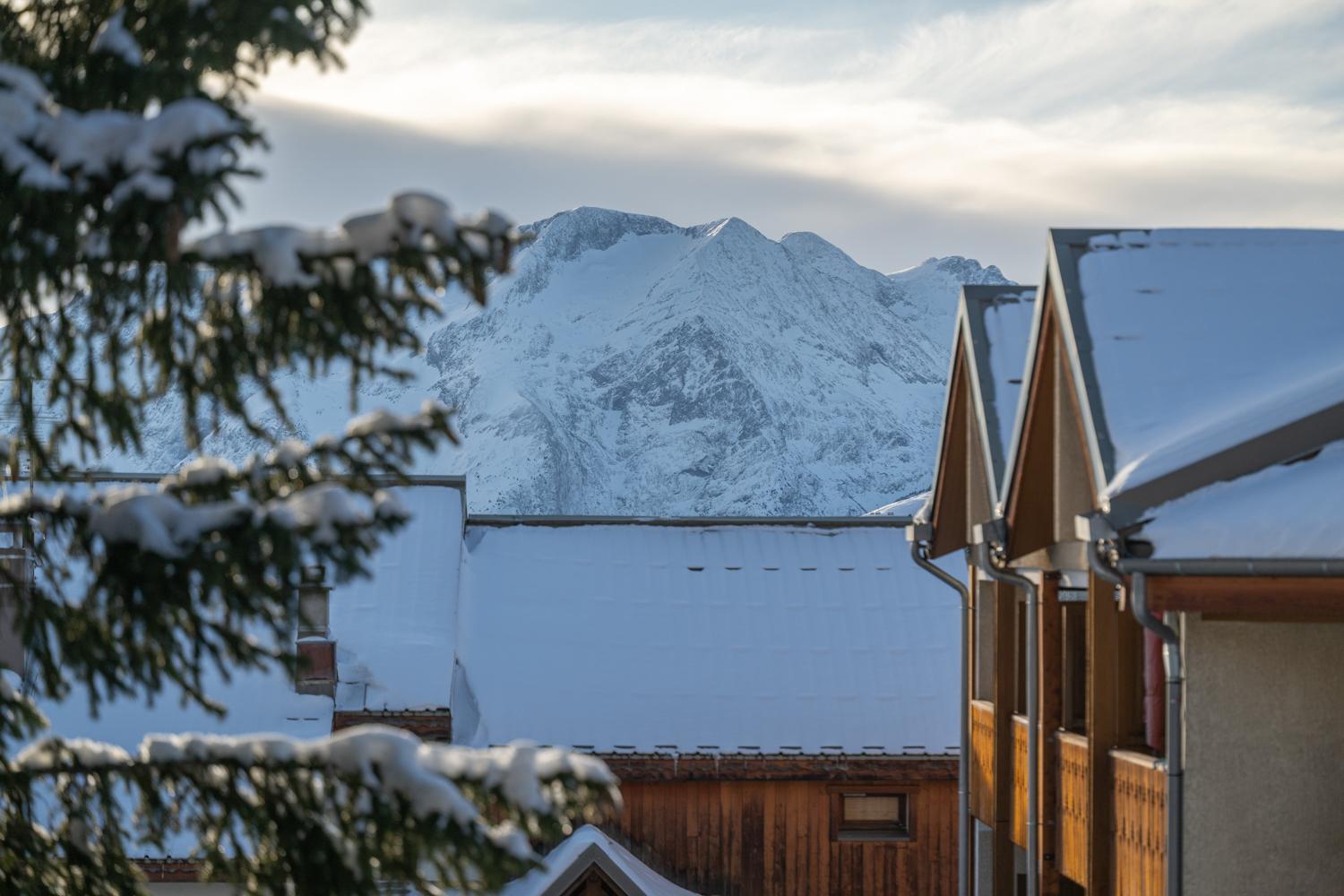 Chalet Alpe D'Huez 1850-Sea And Mountain Pleasure Avec 2 Appartements- 1 Appartement 3 Chambres 8 Couchages - 3 Salles D'Eau Et 1 Appartement 5 Chambres 12 Couchages 5 Salles D'Eau - Jacuzzi Et Sauna -Pieds Des Pistes Et Centre Luaran gambar